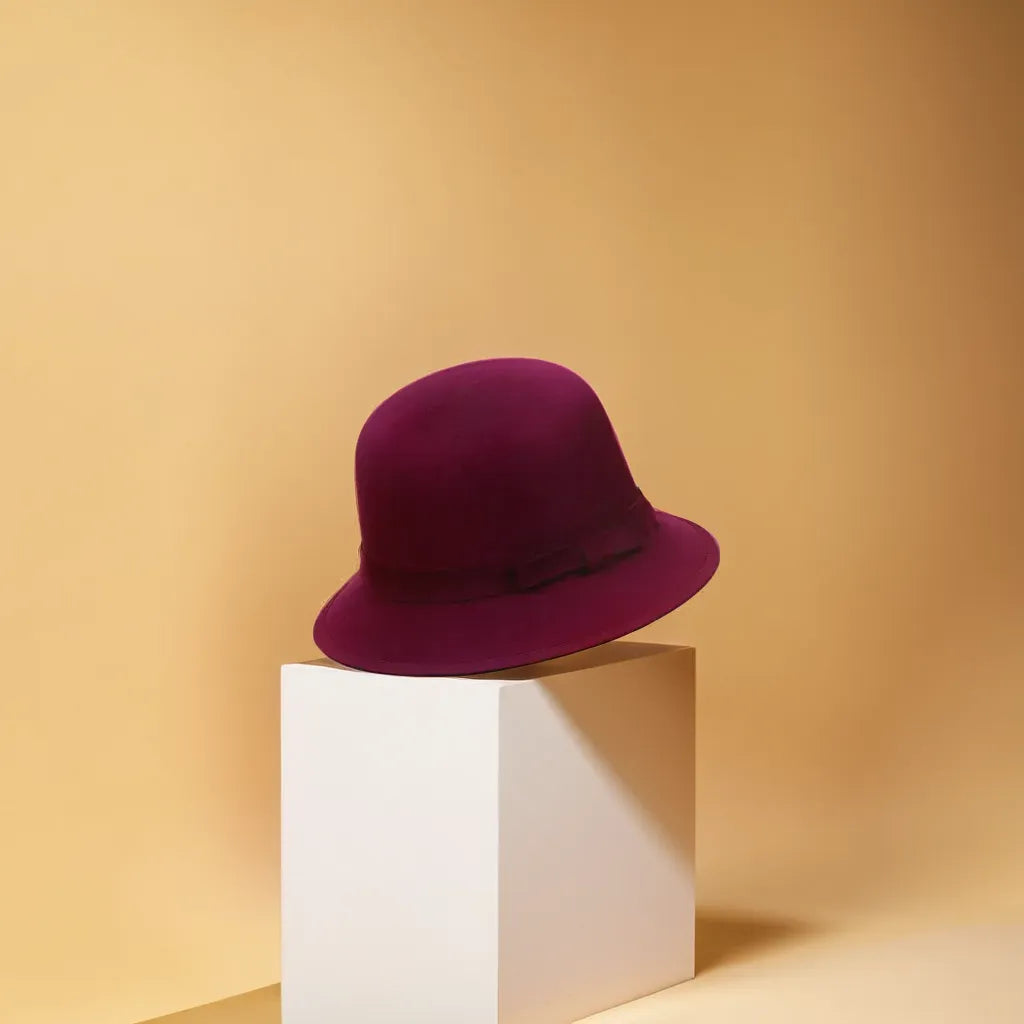 Chapeau Melon Cloche Femme - Chic & Classe