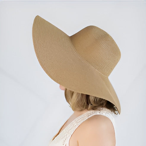 Chapeau de Paille - GoldenGaze