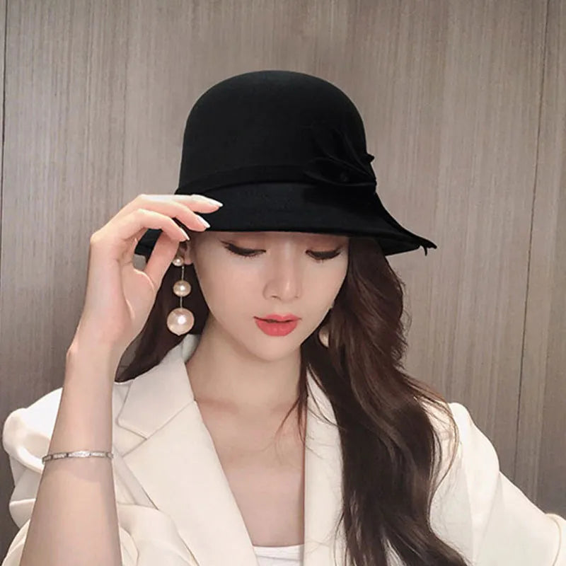 Chapeau Melon Cloche Femme Noeud Suede - La Maison du Chapeau