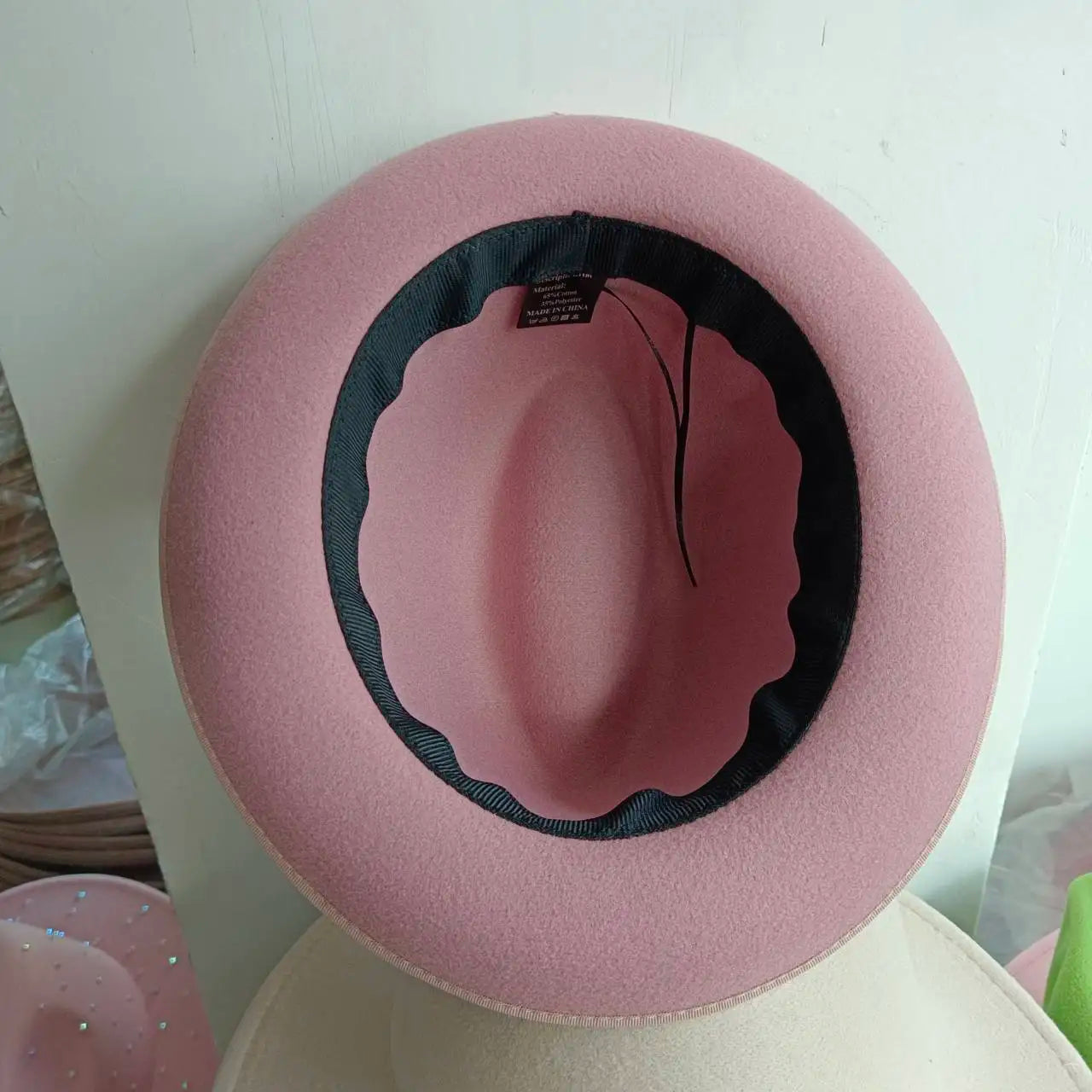 Chapeau Melon Fedora Plume