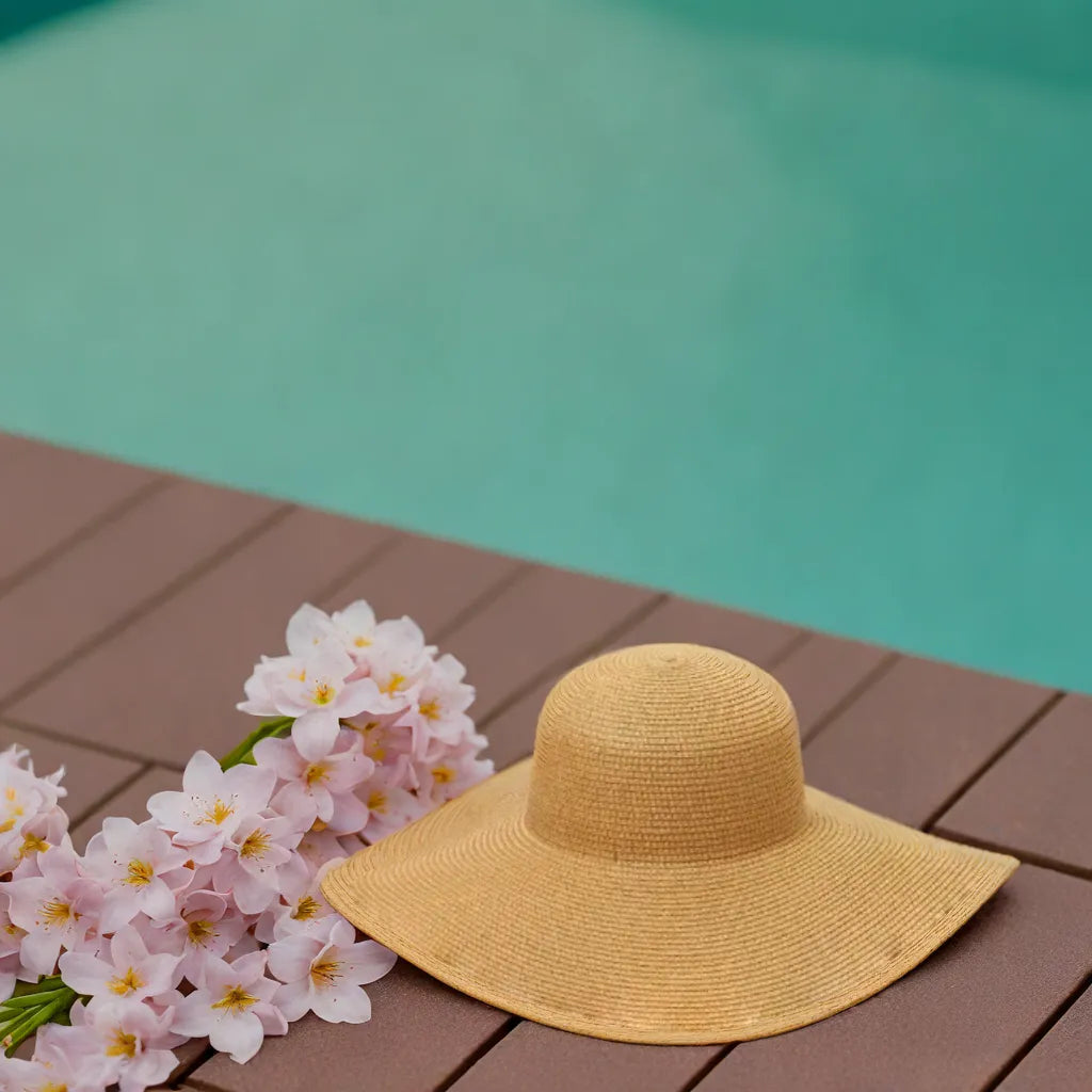 Chapeau de Paille - GoldenGaze